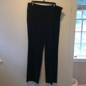 Black pants/Camino